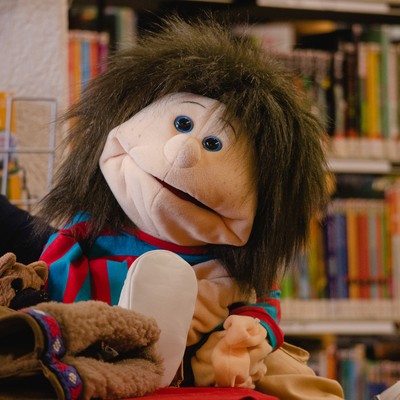 Wintergeschichten mit Handpuppe Max