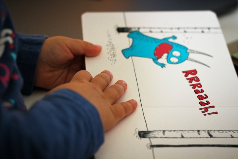 symbolbild kinderbuch@teo-zac-T-JRj7aV0hQ-unsplash