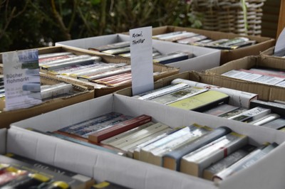 Bücherflohmarkt