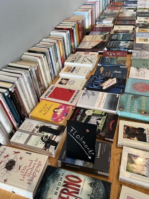 Großer Bücherflohmarkt