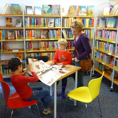 Volksschüler besuchen 13.jpg