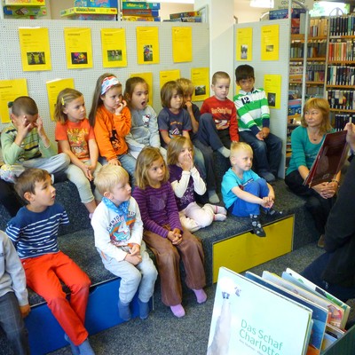Kindergarten besucht unsere Bücherei