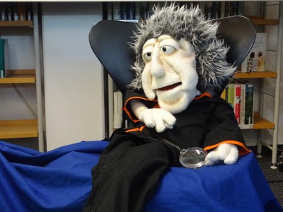 Ein Puppentheater zum Nachdenken Ein Puppentheater zum Nachdenken
