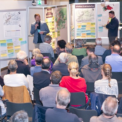 Großer Andrang beim regREK-Auftakt