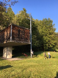 Pflege in und um die Familienkapelle