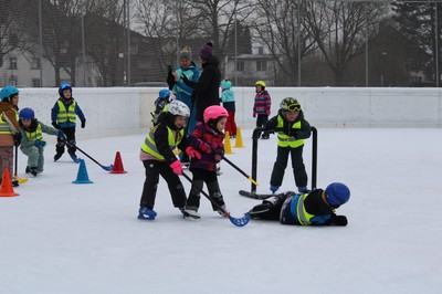 Sporttag Eislaufen im Kindergarten Montfort Sporttag Eislaufen im Kindergarten Montfort