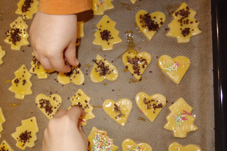 Keckse backen im Kindergarten Oberdorf