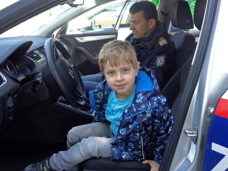 Familienexkursion_Polizeiinspektion_05.JPG