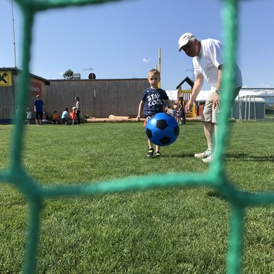 Fußball spielen beim SK Brederis (7).JPG