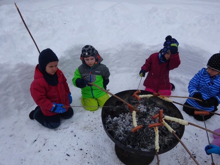 Grillen im Schnee (2).JPG