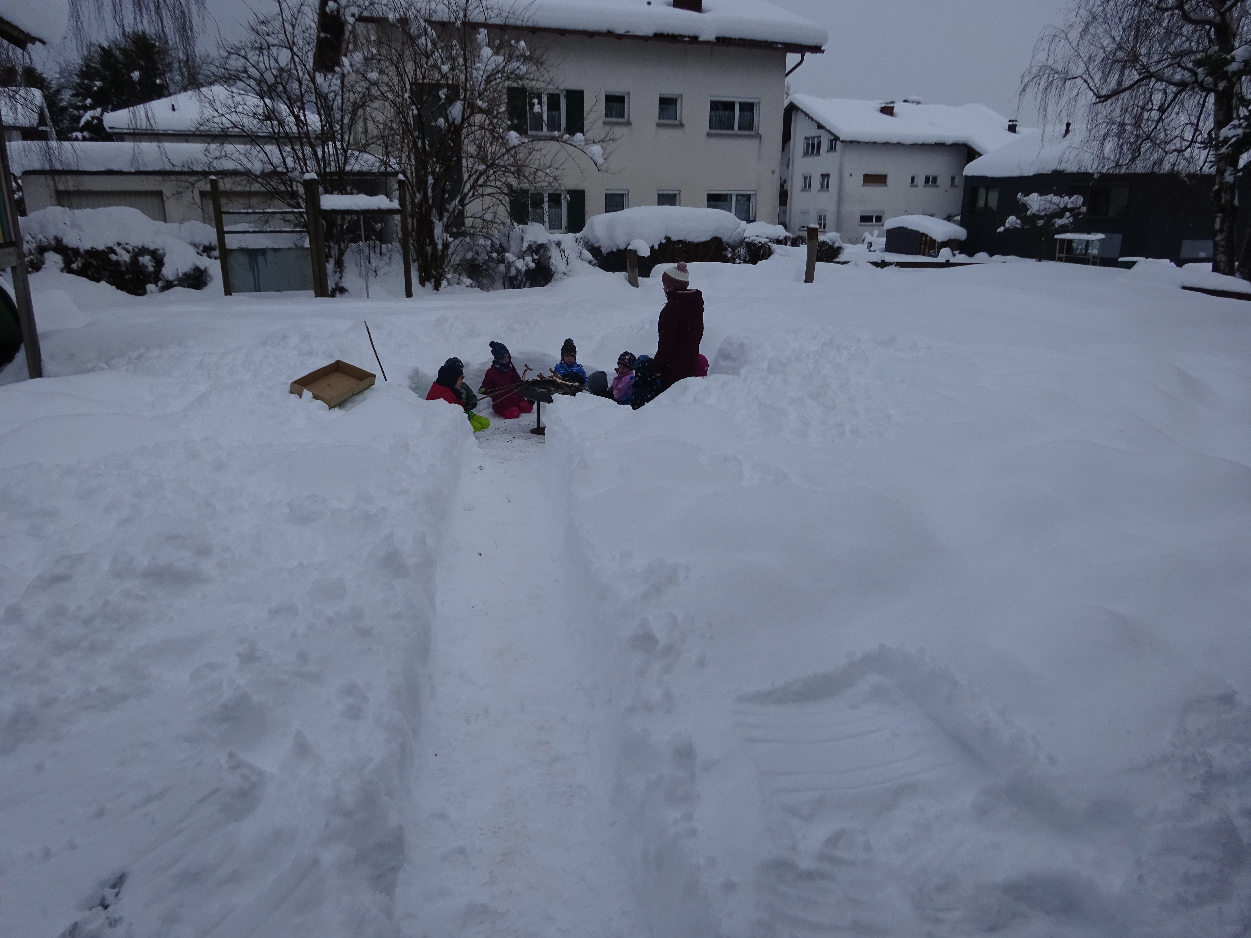 Grillen im Schnee (4).JPG