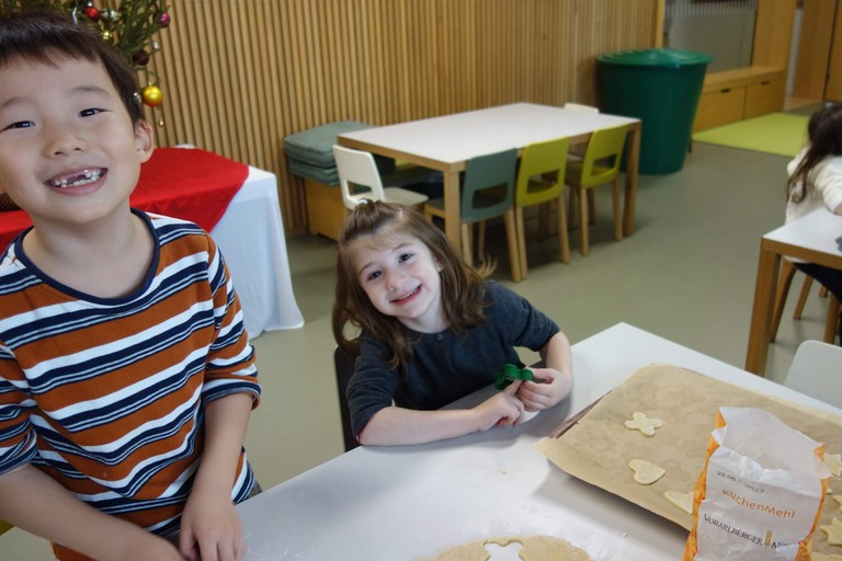 Kekse backen gelbe Gruppe.JPG