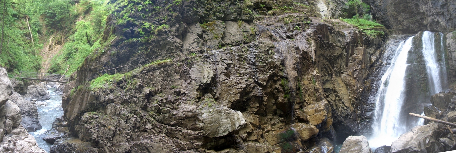 Üble Schlucht © Gemeinde Laterns.jpg