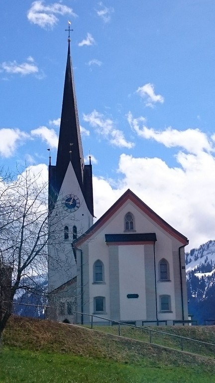Kirche.Thal.JPG