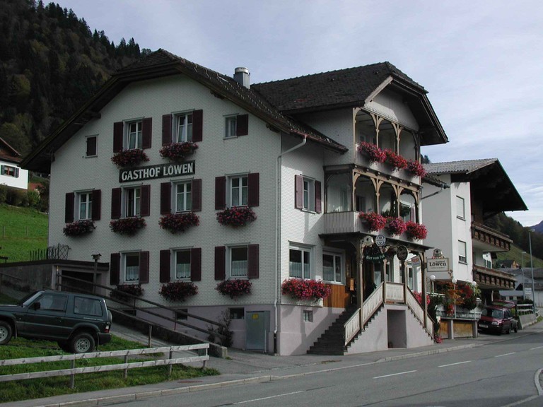 loewen.jpg