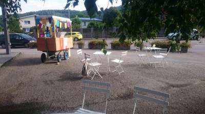 oja-spontanes-sit-in-1.jpg