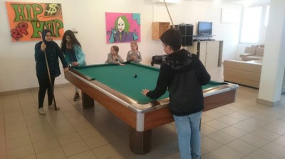 und-wer-nicht-strick-spiel-billiard_cafe_mimi.jpg