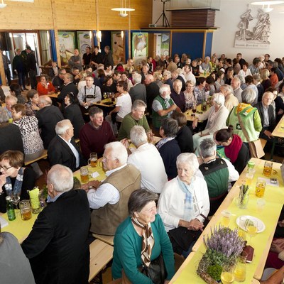 Buchpräsentation (3).JPG