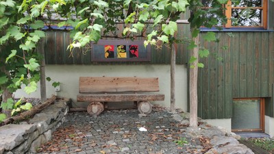 Göfis bugo Garten Sitzplatz.jpg