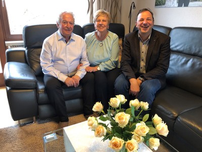 Herzliche Glückwünsche zur Goldenen Hochzeit Herzliche Glückwünsche zur Goldenen Hochzeit