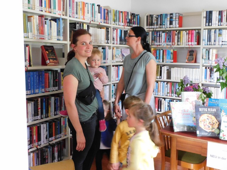 © Bibliothek