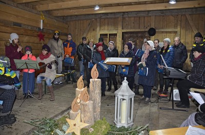 22 Waldweihnacht.jpg