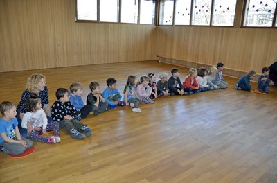 56 Musik im Kindergarten.jpg