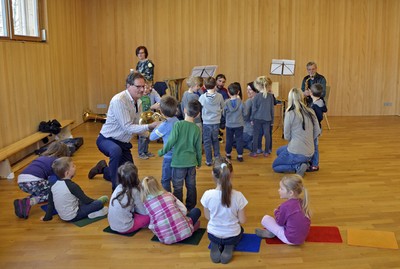 85 Musik im Kindergarten.jpg