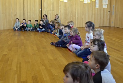 90 Musik im Kindergarten.jpg
