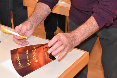 35 Buchpräsentation.jpg