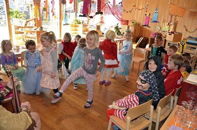 25 Kiga Faschingsdonnerstag.jpg