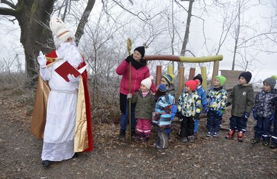 24 Nikolaus Gruppe 1u2.jpg