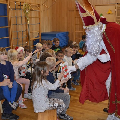 Der Nikolaus im Kindergarten