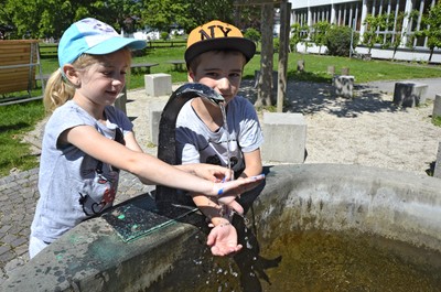 Volksschule 75.jpg