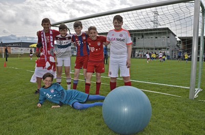 29 Dorfgaudi_2019_FC_Bayern_Champions.jpg