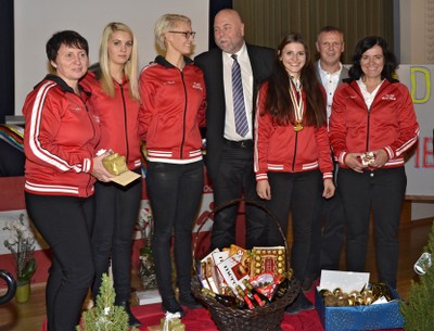 92 Gruppenbild.jpg