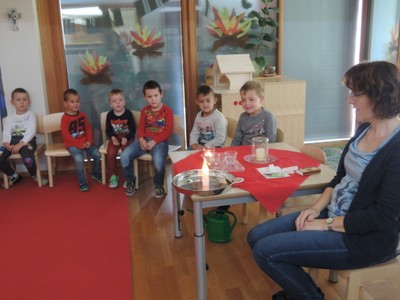 5_10_2017_GR3_Elementetag_Feuer (2).JPG