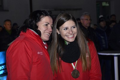 58 Adriana Bronzefeier.jpg