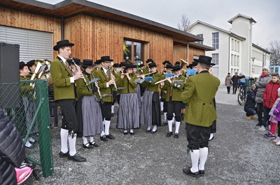 44 Eröffnung Zwergengarten.jpg