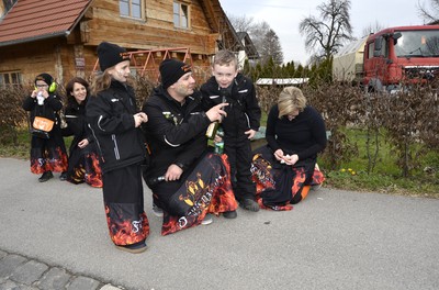 30 Faschingsumzug.jpg