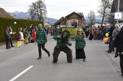 90 Faschingsumzug.jpg