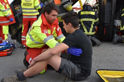 12 Feuerwehr-Rettungsübung.jpg