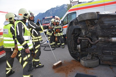 13 Feuerwehr-Rettungsübung.jpg