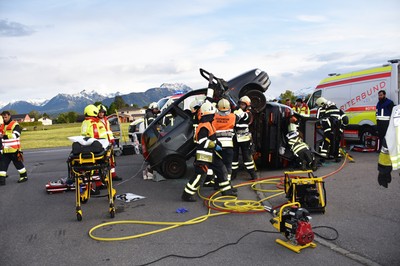 14 Feuerwehr-Rettungsübung.jpg