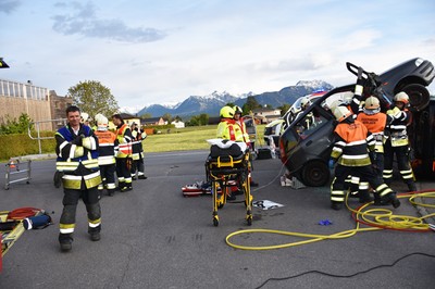 15 Feuerwehr-Rettungsübung.jpg