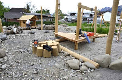 24 Mai Bau SpielplatzTannenfeld.jpg