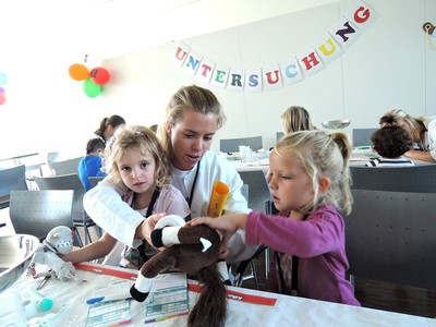 56 September Kindergarten im Bärenkrankenhaus.jpg