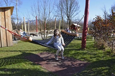 07 Ende Feber Spielplatz.jpg