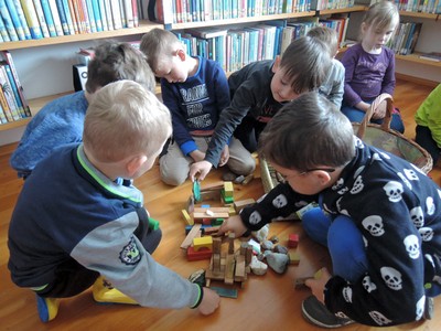 21 Bücherei.jpg
