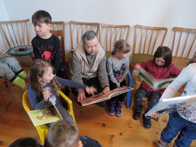 23 Bücherei.jpg